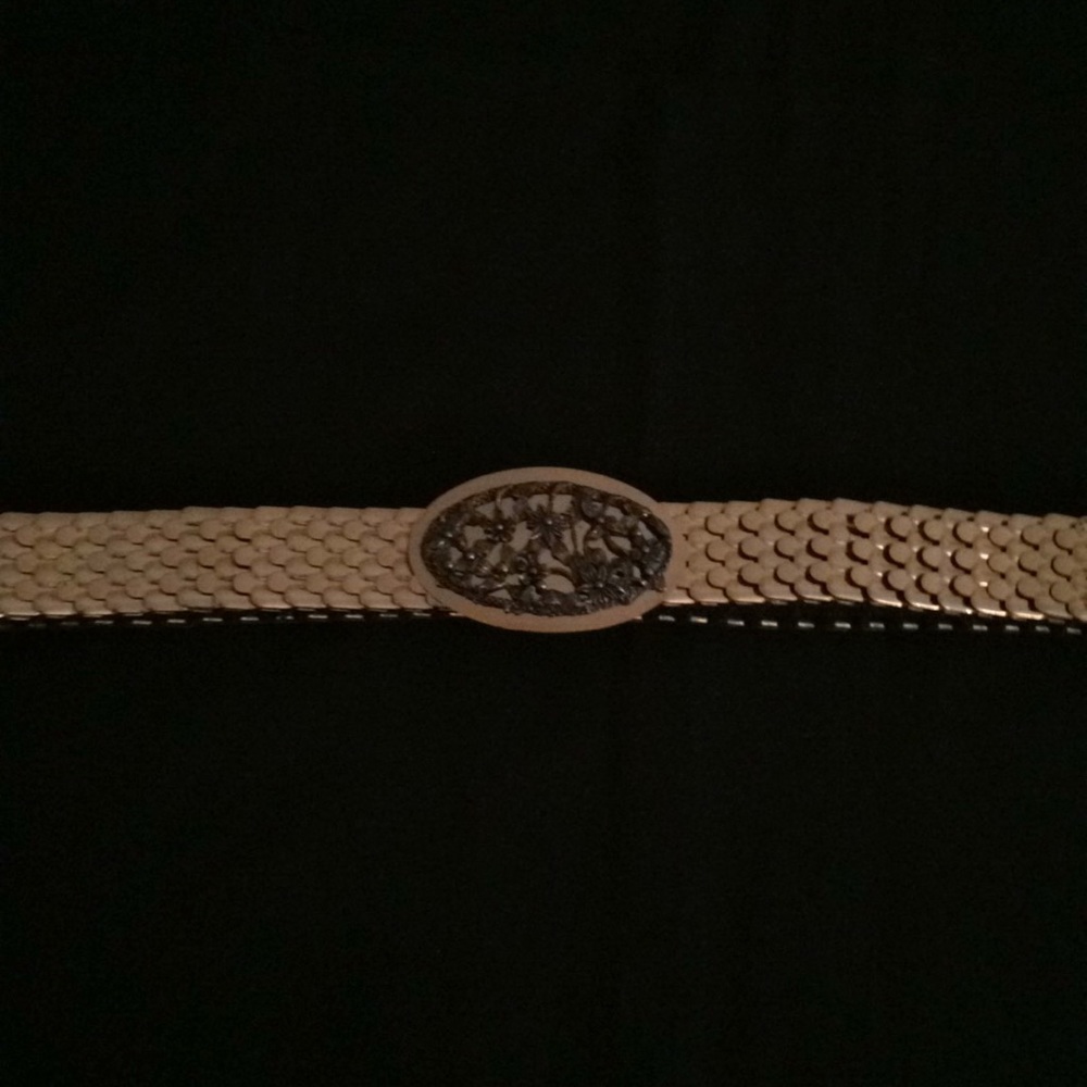 Vintage Metal Gold Tone Elastic Belt